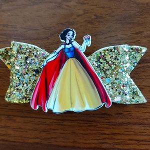 Snow White hair bow